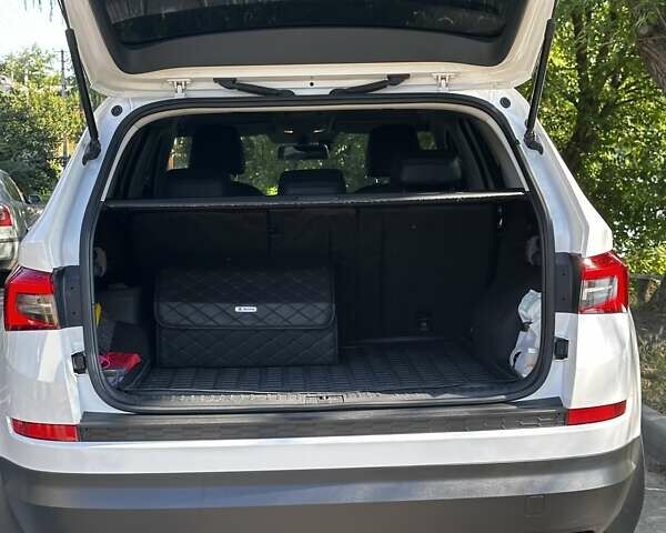 Белый Шкода Kodiaq, объемом двигателя 1.98 л и пробегом 207 тыс. км за 24000 $, фото 10 на Automoto.ua