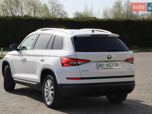 Белый Шкода Kodiaq, объемом двигателя 2 л и пробегом 228 тыс. км за 26200 $, фото 7 на Automoto.ua