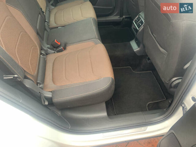 Белый Шкода Kodiaq, объемом двигателя 2 л и пробегом 244 тыс. км за 21950 $, фото 13 на Automoto.ua