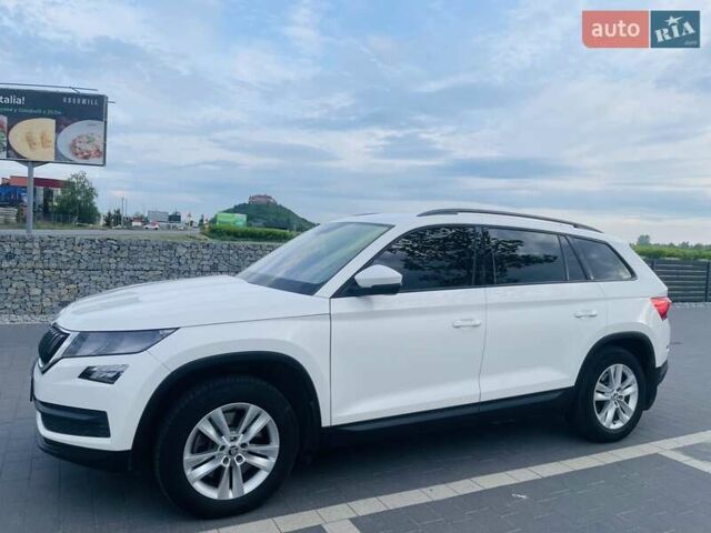 Белый Шкода Kodiaq, объемом двигателя 1.98 л и пробегом 250 тыс. км за 19500 $, фото 47 на Automoto.ua