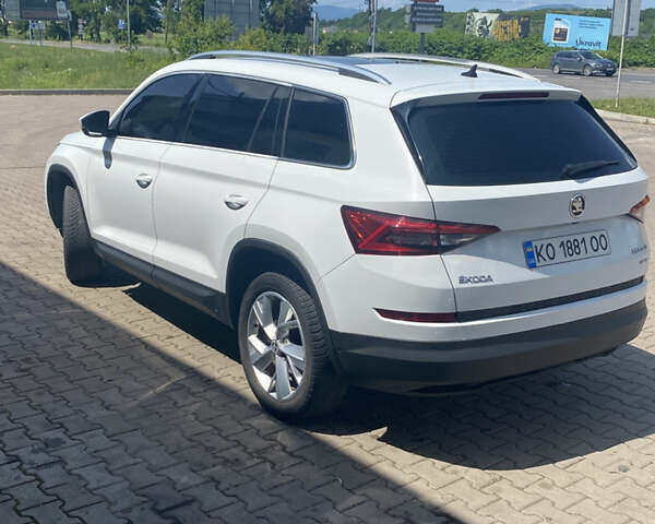 Белый Шкода Kodiaq, объемом двигателя 1.97 л и пробегом 270 тыс. км за 24000 $, фото 13 на Automoto.ua