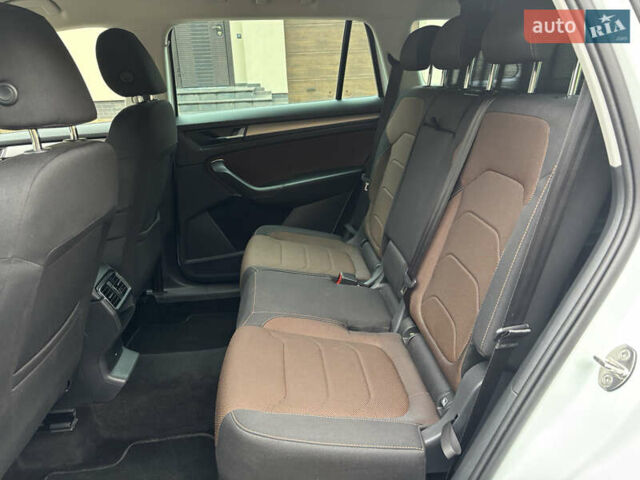 Білий Шкода Kodiaq, об'ємом двигуна 2 л та пробігом 240 тис. км за 21950 $, фото 16 на Automoto.ua