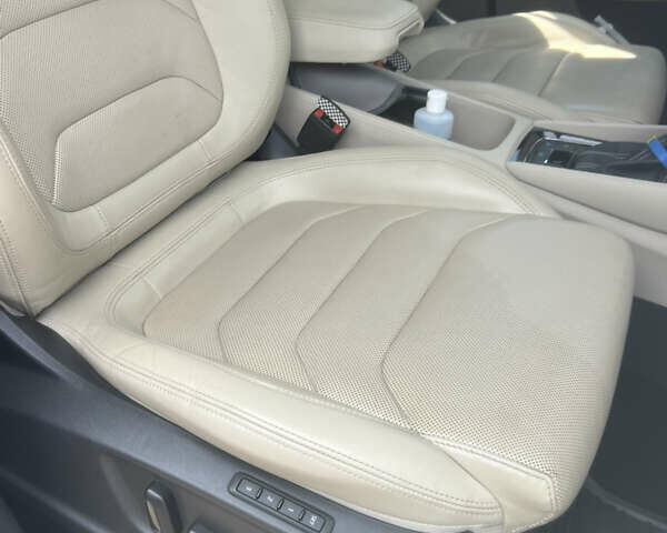 Белый Шкода Kodiaq, объемом двигателя 2 л и пробегом 140 тыс. км за 27200 $, фото 25 на Automoto.ua