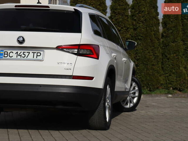Белый Шкода Kodiaq, объемом двигателя 2 л и пробегом 228 тыс. км за 26200 $, фото 6 на Automoto.ua