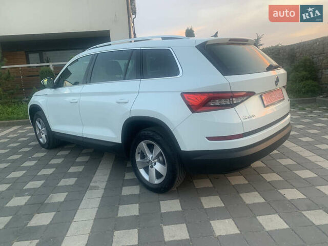 Белый Шкода Kodiaq, объемом двигателя 2 л и пробегом 244 тыс. км за 22800 $, фото 7 на Automoto.ua