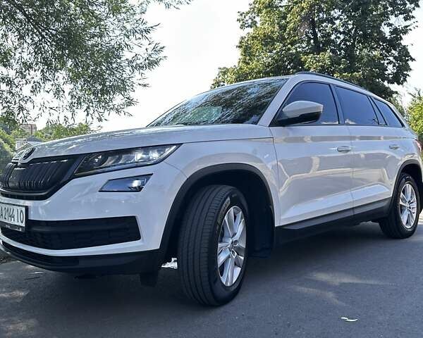 Белый Шкода Kodiaq, объемом двигателя 1.98 л и пробегом 207 тыс. км за 24000 $, фото 7 на Automoto.ua