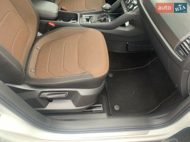 Белый Шкода Kodiaq, объемом двигателя 2 л и пробегом 244 тыс. км за 21950 $, фото 19 на Automoto.ua