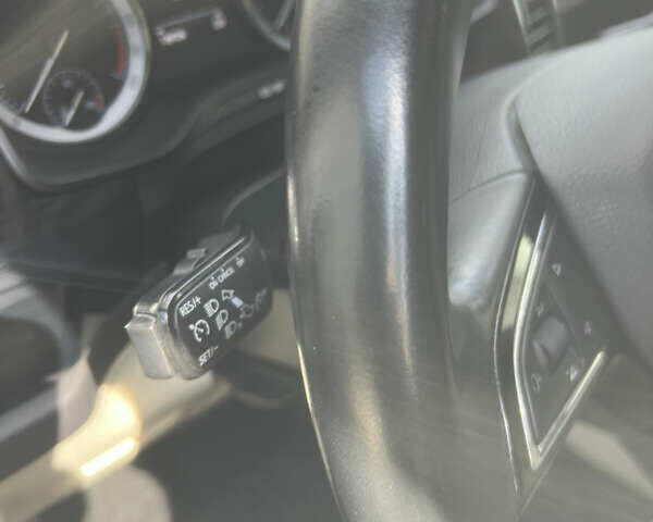 Белый Шкода Kodiaq, объемом двигателя 2 л и пробегом 140 тыс. км за 27200 $, фото 33 на Automoto.ua