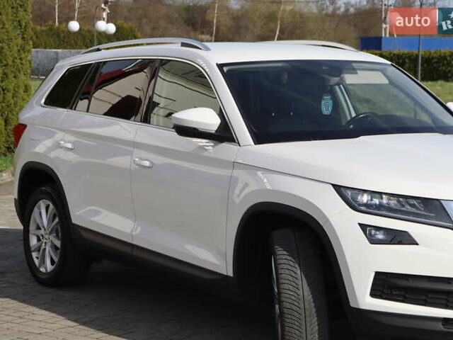 Белый Шкода Kodiaq, объемом двигателя 2 л и пробегом 228 тыс. км за 26200 $, фото 14 на Automoto.ua