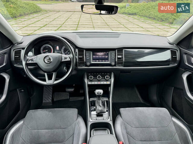Шкода Kodiaq 2017 в Киеве на Automoto.ua Белый Шкода Kodiaq, объемом двигателя 1.98 л и пробегом 125 тыс. км за 22700 $, фото 16 на Automoto.ua