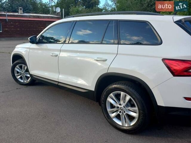 Белый Шкода Kodiaq, объемом двигателя 2 л и пробегом 241 тыс. км за 21900 $, фото 15 на Automoto.ua