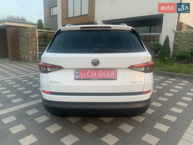 Белый Шкода Kodiaq, объемом двигателя 2 л и пробегом 244 тыс. км за 22800 $, фото 10 на Automoto.ua