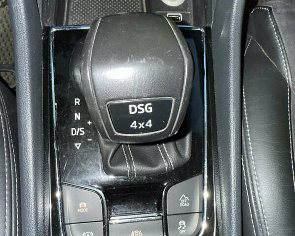 Белый Шкода Kodiaq, объемом двигателя 1.97 л и пробегом 146 тыс. км за 28500 $, фото 15 на Automoto.ua