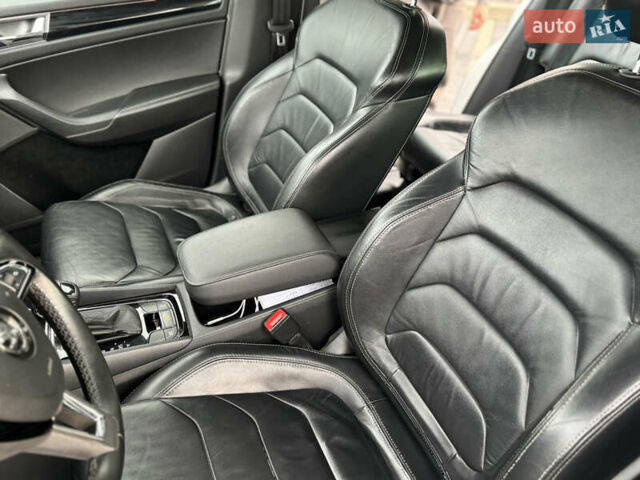 Білий Шкода Kodiaq, об'ємом двигуна 2 л та пробігом 248 тис. км за 21499 $, фото 14 на Automoto.ua