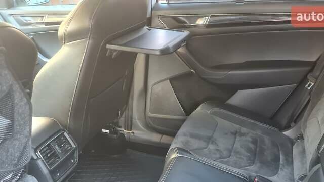 Белый Шкода Kodiaq, объемом двигателя 1.97 л и пробегом 125 тыс. км за 29000 $, фото 7 на Automoto.ua