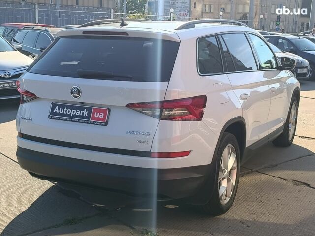 Белый Шкода Kodiaq, объемом двигателя 2 л и пробегом 125 тыс. км за 29790 $, фото 6 на Automoto.ua