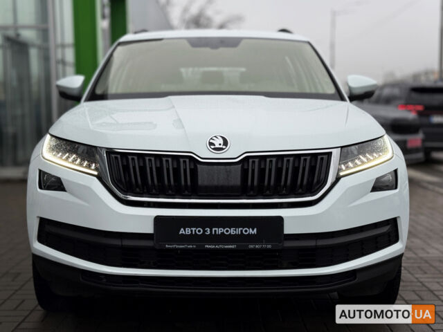 Белый Шкода Kodiaq, объемом двигателя 2 л и пробегом 174 тыс. км за 24100 $, фото 9 на Automoto.ua