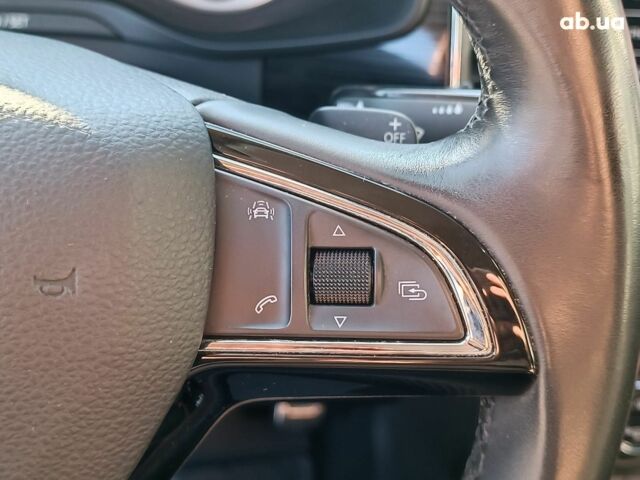 Белый Шкода Kodiaq, объемом двигателя 2 л и пробегом 125 тыс. км за 29790 $, фото 24 на Automoto.ua