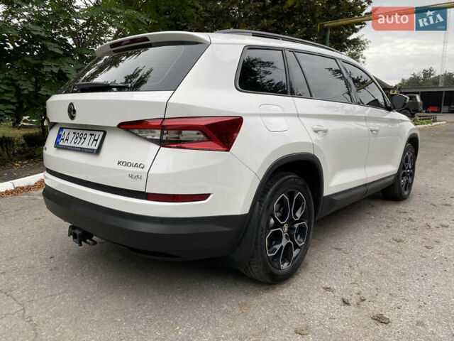 Белый Шкода Kodiaq, объемом двигателя 1.98 л и пробегом 252 тыс. км за 22500 $, фото 11 на Automoto.ua