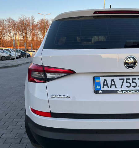 Белый Шкода Kodiaq, объемом двигателя 1.98 л и пробегом 209 тыс. км за 20400 $, фото 11 на Automoto.ua