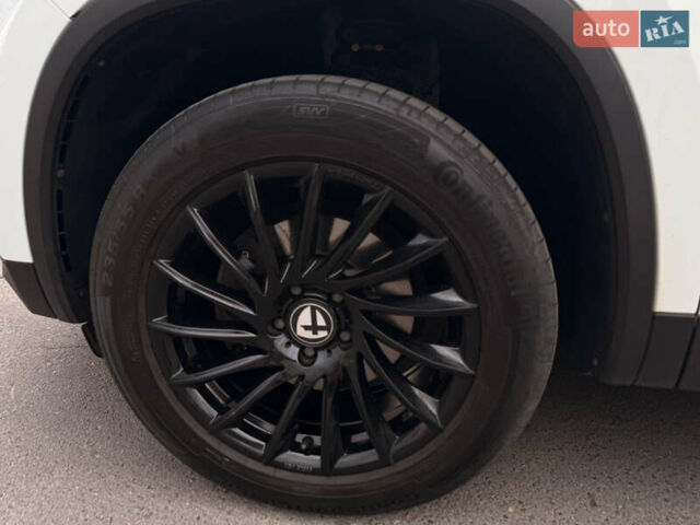 Белый Шкода Kodiaq, объемом двигателя 0 л и пробегом 377 тыс. км за 22500 $, фото 12 на Automoto.ua
