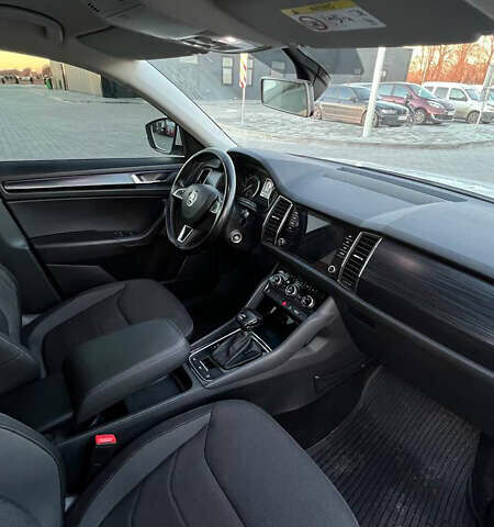 Белый Шкода Kodiaq, объемом двигателя 1.98 л и пробегом 209 тыс. км за 20400 $, фото 55 на Automoto.ua