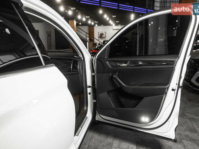 Белый Шкода Kodiaq, объемом двигателя 1.98 л и пробегом 170 тыс. км за 25900 $, фото 21 на Automoto.ua