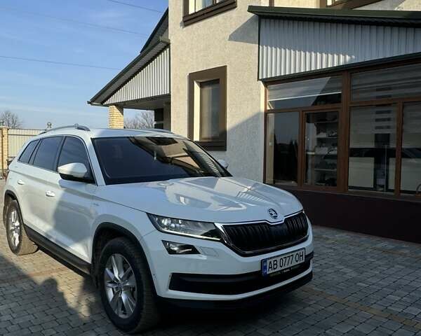 Білий Шкода Kodiaq, об'ємом двигуна 1.97 л та пробігом 195 тис. км за 28999 $, фото 13 на Automoto.ua