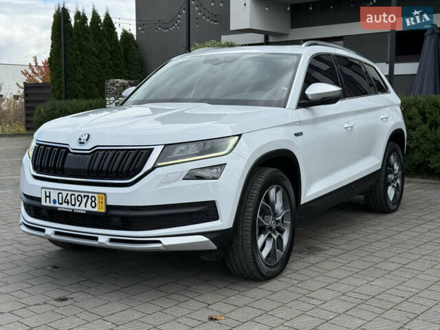 Белый Шкода Kodiaq, объемом двигателя 1.97 л и пробегом 230 тыс. км за 26999 $, фото 8 на Automoto.ua