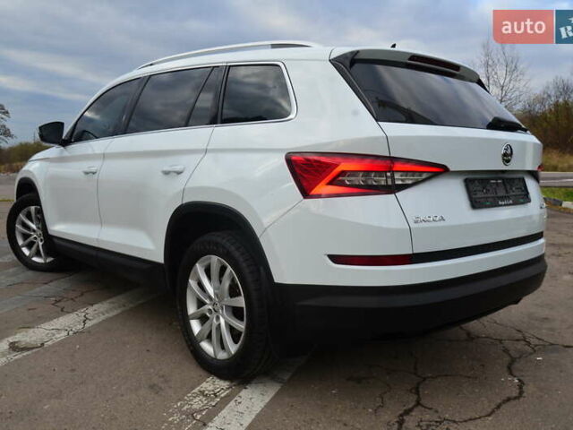 Білий Шкода Kodiaq, об'ємом двигуна 2 л та пробігом 245 тис. км за 26750 $, фото 27 на Automoto.ua