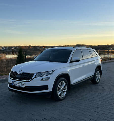 Белый Шкода Kodiaq, объемом двигателя 1.98 л и пробегом 209 тыс. км за 20400 $, фото 8 на Automoto.ua