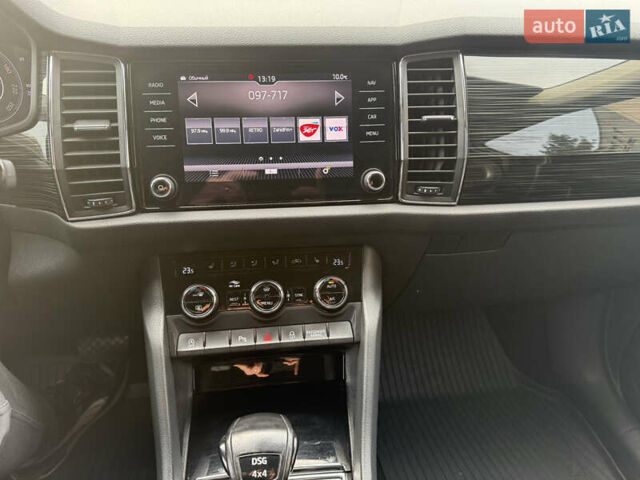 Белый Шкода Kodiaq, объемом двигателя 1.97 л и пробегом 263 тыс. км за 23800 $, фото 45 на Automoto.ua