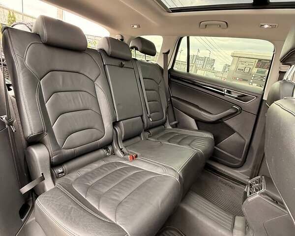 Білий Шкода Kodiaq, об'ємом двигуна 1.98 л та пробігом 259 тис. км за 22000 $, фото 8 на Automoto.ua