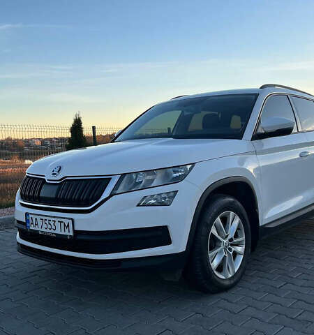 Белый Шкода Kodiaq, объемом двигателя 1.98 л и пробегом 209 тыс. км за 20400 $, фото 2 на Automoto.ua