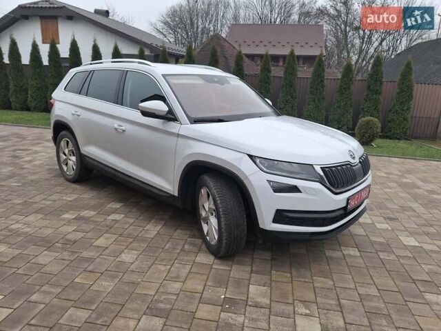 Белый Шкода Kodiaq, объемом двигателя 2 л и пробегом 198 тыс. км за 23999 $, фото 10 на Automoto.ua