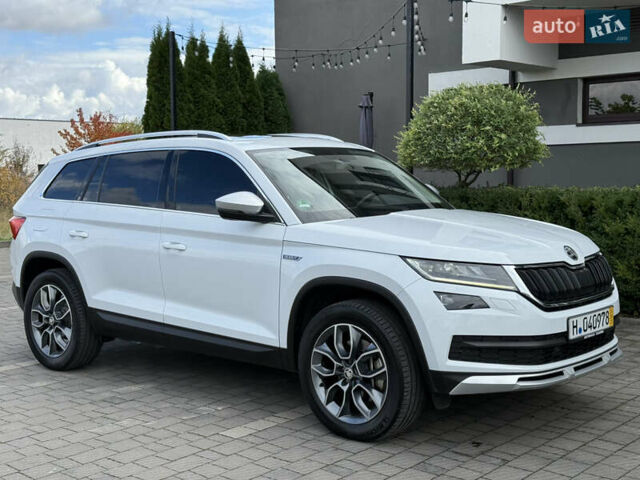 Белый Шкода Kodiaq, объемом двигателя 1.97 л и пробегом 230 тыс. км за 26999 $, фото 33 на Automoto.ua
