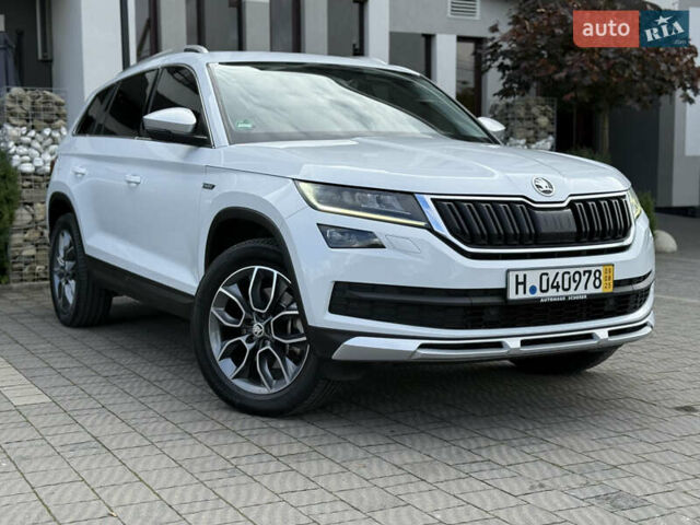 Белый Шкода Kodiaq, объемом двигателя 1.97 л и пробегом 230 тыс. км за 26999 $, фото 12 на Automoto.ua