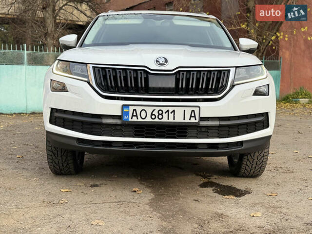 Белый Шкода Kodiaq, объемом двигателя 1.97 л и пробегом 263 тыс. км за 23800 $, фото 21 на Automoto.ua