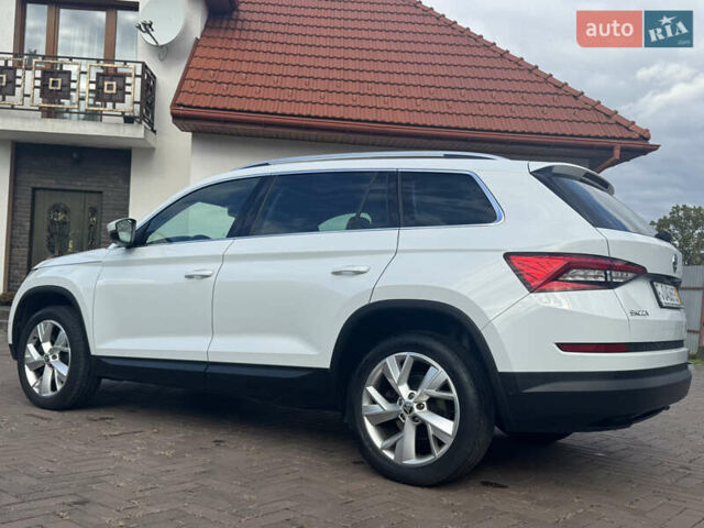 Белый Шкода Kodiaq, объемом двигателя 1.97 л и пробегом 169 тыс. км за 26999 $, фото 25 на Automoto.ua