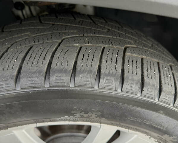 Белый Шкода Kodiaq, объемом двигателя 1.97 л и пробегом 162 тыс. км за 26500 $, фото 4 на Automoto.ua