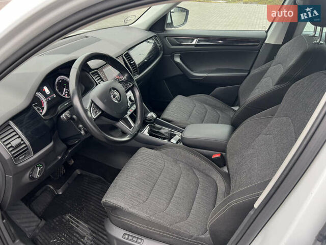 Белый Шкода Kodiaq, объемом двигателя 1.97 л и пробегом 229 тыс. км за 23509 $, фото 15 на Automoto.ua