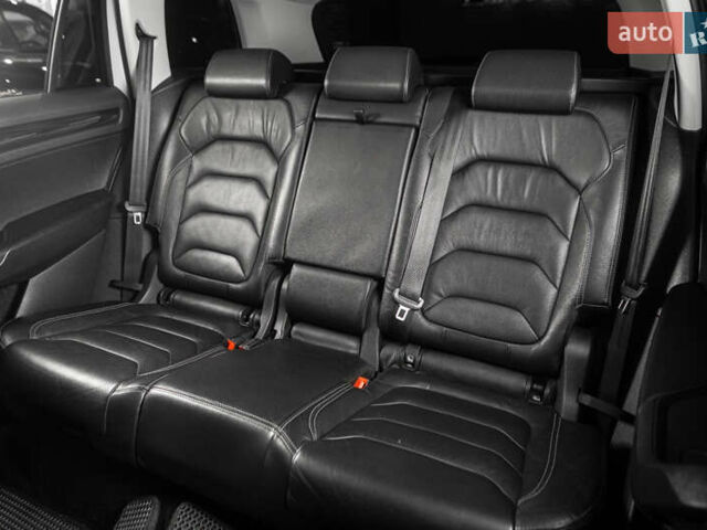 Белый Шкода Kodiaq, объемом двигателя 1.98 л и пробегом 170 тыс. км за 25900 $, фото 58 на Automoto.ua