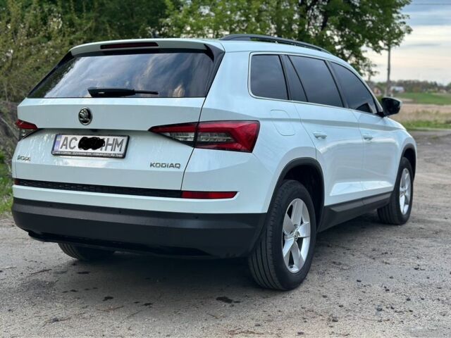 Белый Шкода Kodiaq, объемом двигателя 2 л и пробегом 222 тыс. км за 25500 $, фото 6 на Automoto.ua