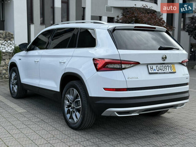 Белый Шкода Kodiaq, объемом двигателя 1.97 л и пробегом 230 тыс. км за 26999 $, фото 21 на Automoto.ua