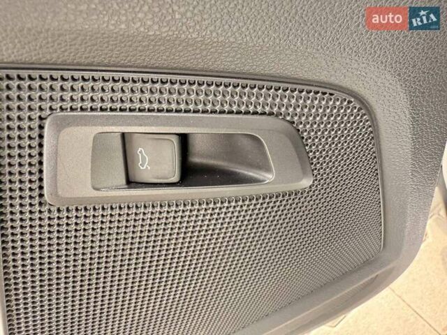 Білий Шкода Kodiaq, об'ємом двигуна 1.98 л та пробігом 259 тис. км за 22000 $, фото 4 на Automoto.ua