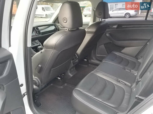 Белый Шкода Kodiaq, объемом двигателя 1.97 л и пробегом 98 тыс. км за 28500 $, фото 23 на Automoto.ua