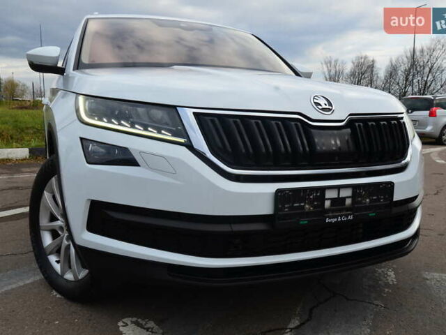 Білий Шкода Kodiaq, об'ємом двигуна 2 л та пробігом 245 тис. км за 26750 $, фото 17 на Automoto.ua