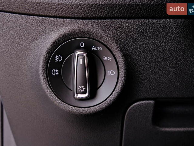 Белый Шкода Kodiaq, объемом двигателя 2 л и пробегом 170 тыс. км за 23900 $, фото 35 на Automoto.ua