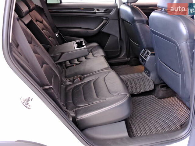 Белый Шкода Kodiaq, объемом двигателя 2 л и пробегом 170 тыс. км за 23900 $, фото 48 на Automoto.ua