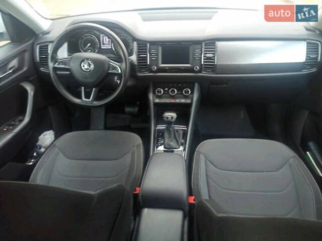 Білий Шкода Kodiaq, об'ємом двигуна 1.98 л та пробігом 206 тис. км за 22000 $, фото 8 на Automoto.ua